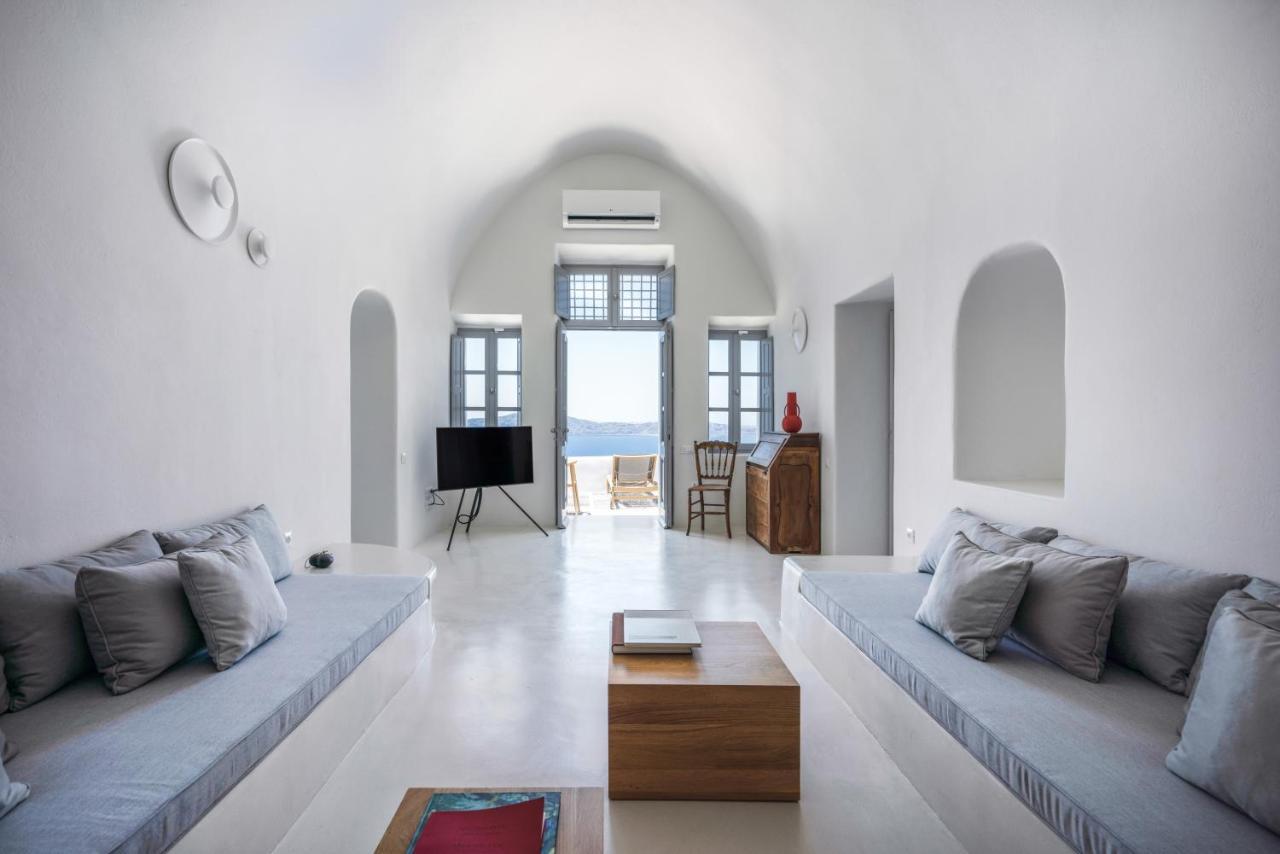 Inspire Santorini Luxury Villas Fira  Esterno foto