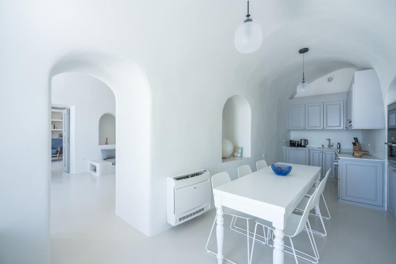 Inspire Santorini Luxury Villas Fira  Esterno foto