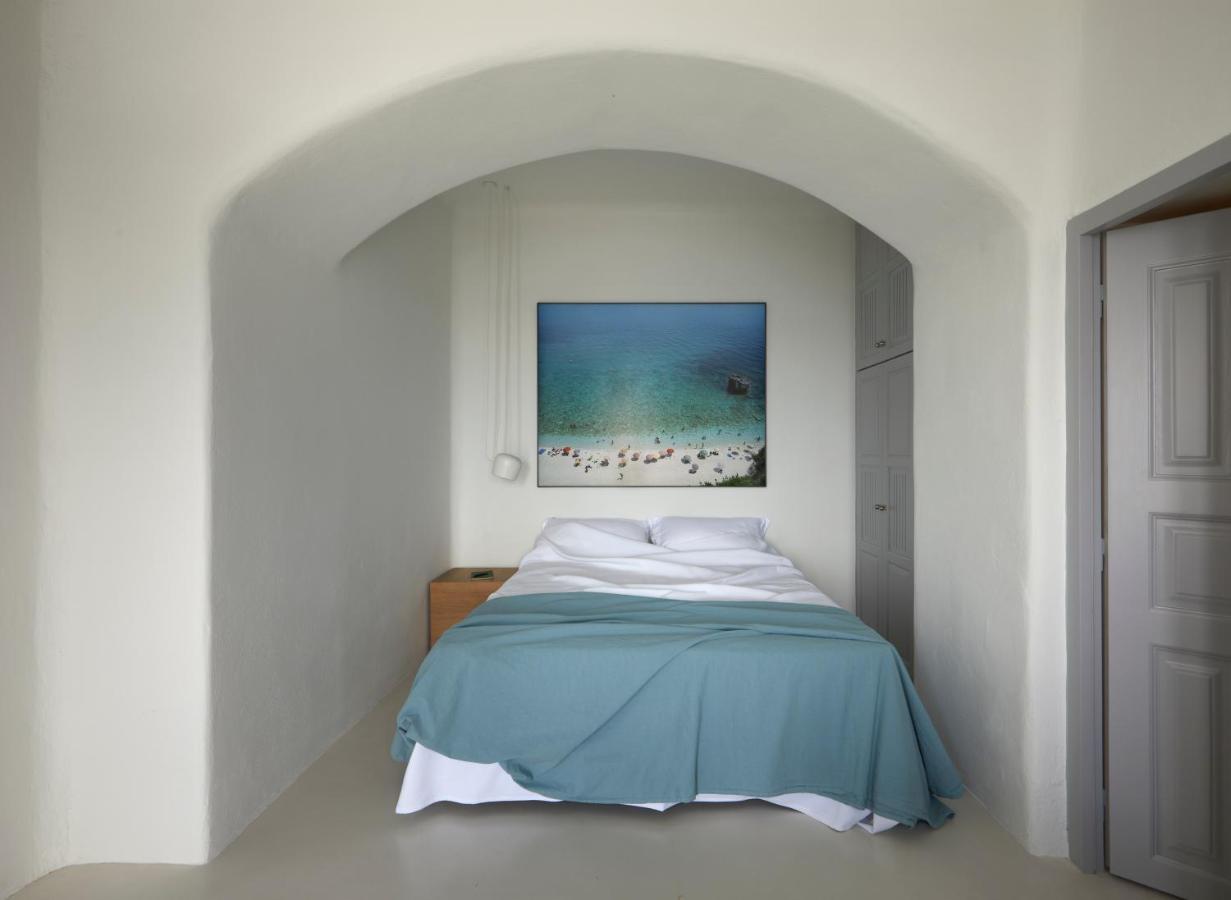 Inspire Santorini Luxury Villas Fira  Esterno foto